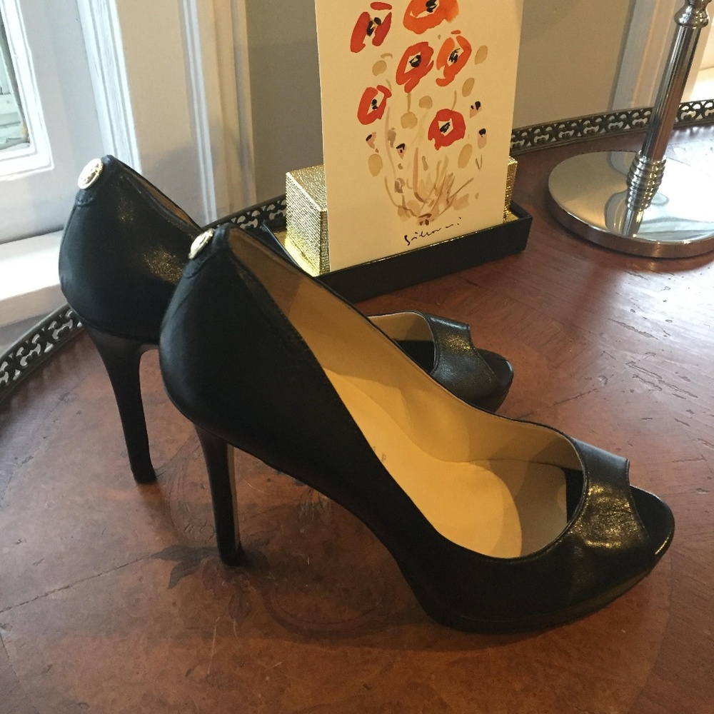 Black Leather Peep Toe Pumps